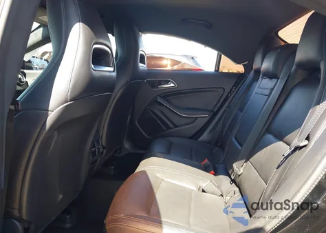 2018 Mercedes-Benz Cla 250 z USA, uszkodzony, nr VIN WDDSJ4EB0JN680046